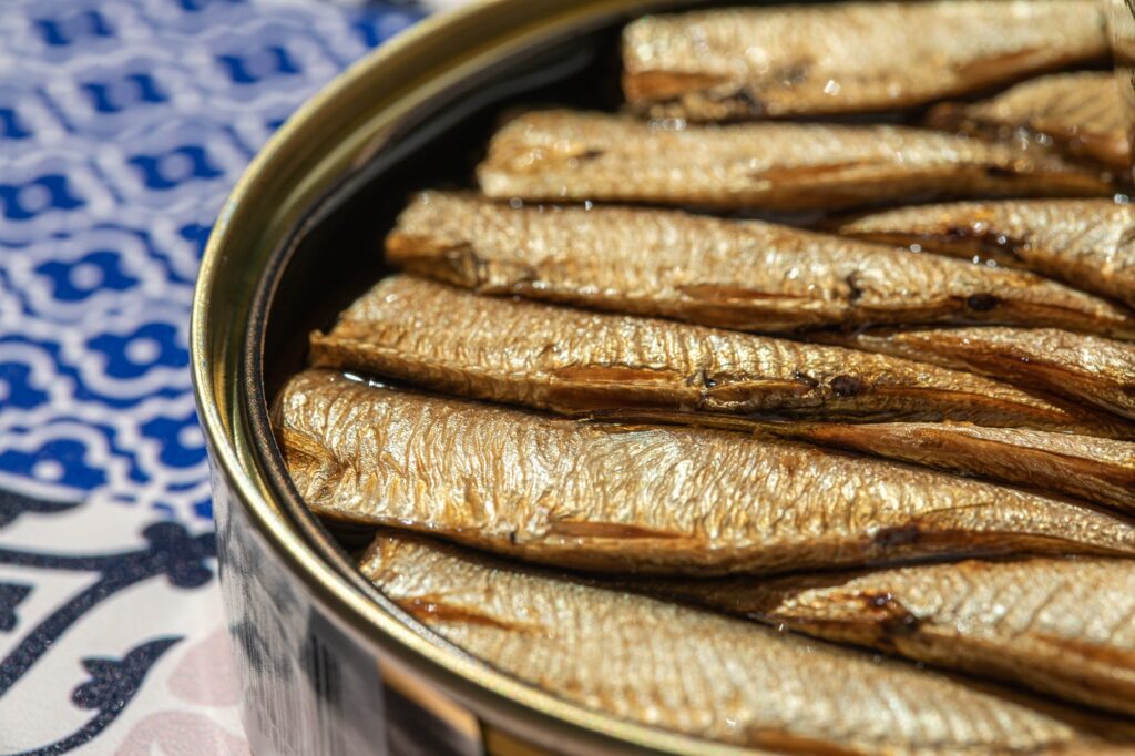 Smoked canned fish